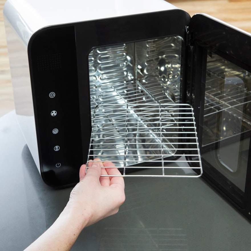 Tommee Tippee UV Sterilizer and Dryer-Bebehaus