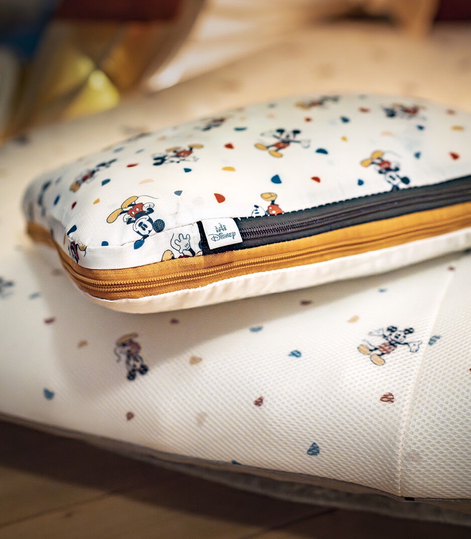 Stokke Jetkids Cloud Sleeper Travel Bed Mickey Celebration-Bebehaus