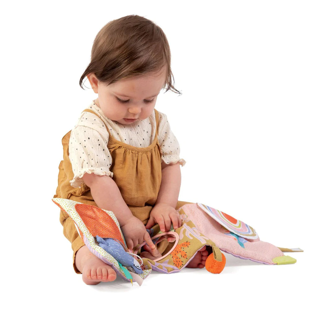 Manhattan Toy Llama Soft Book-Bebehaus