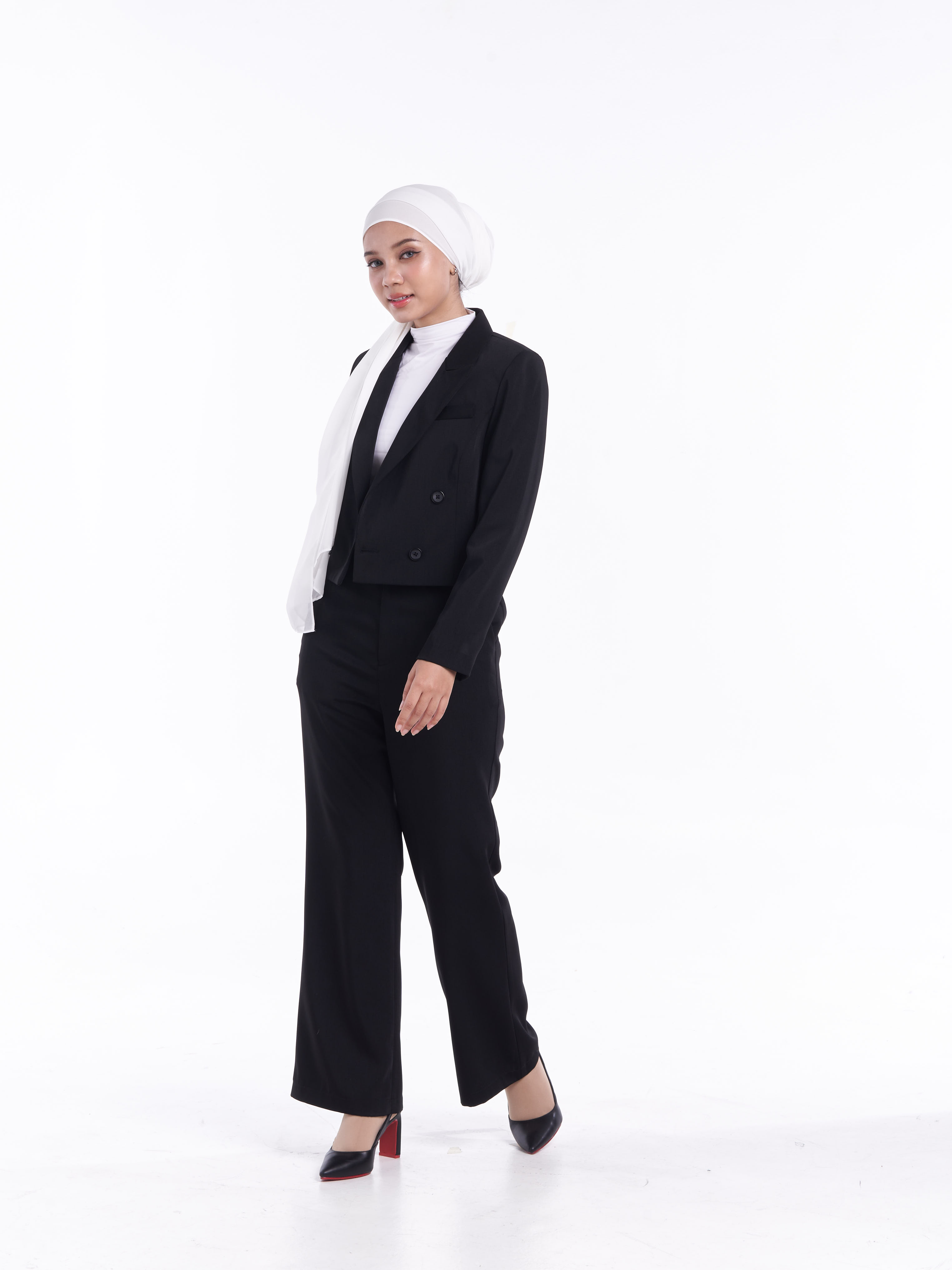 Maya High Waist Pants [Classic Black]