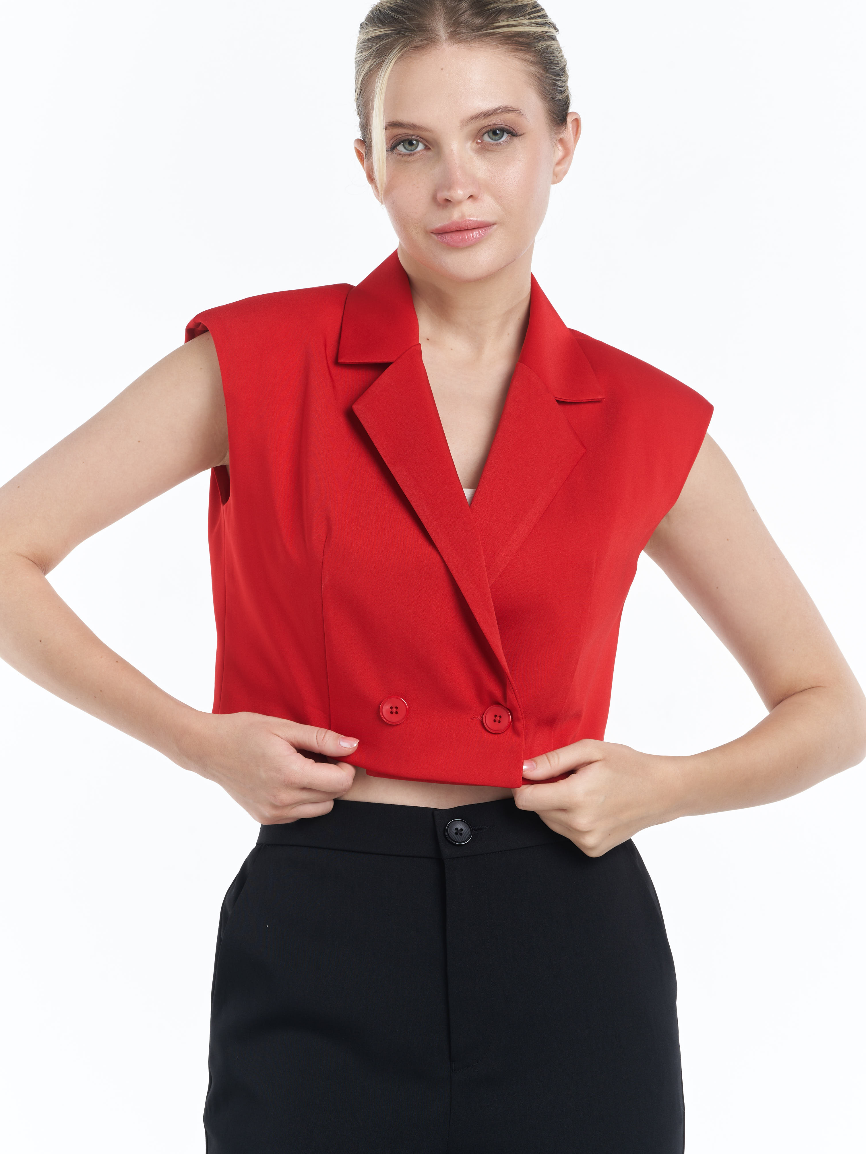 Iverlyn Blazer Top [Chili Red]