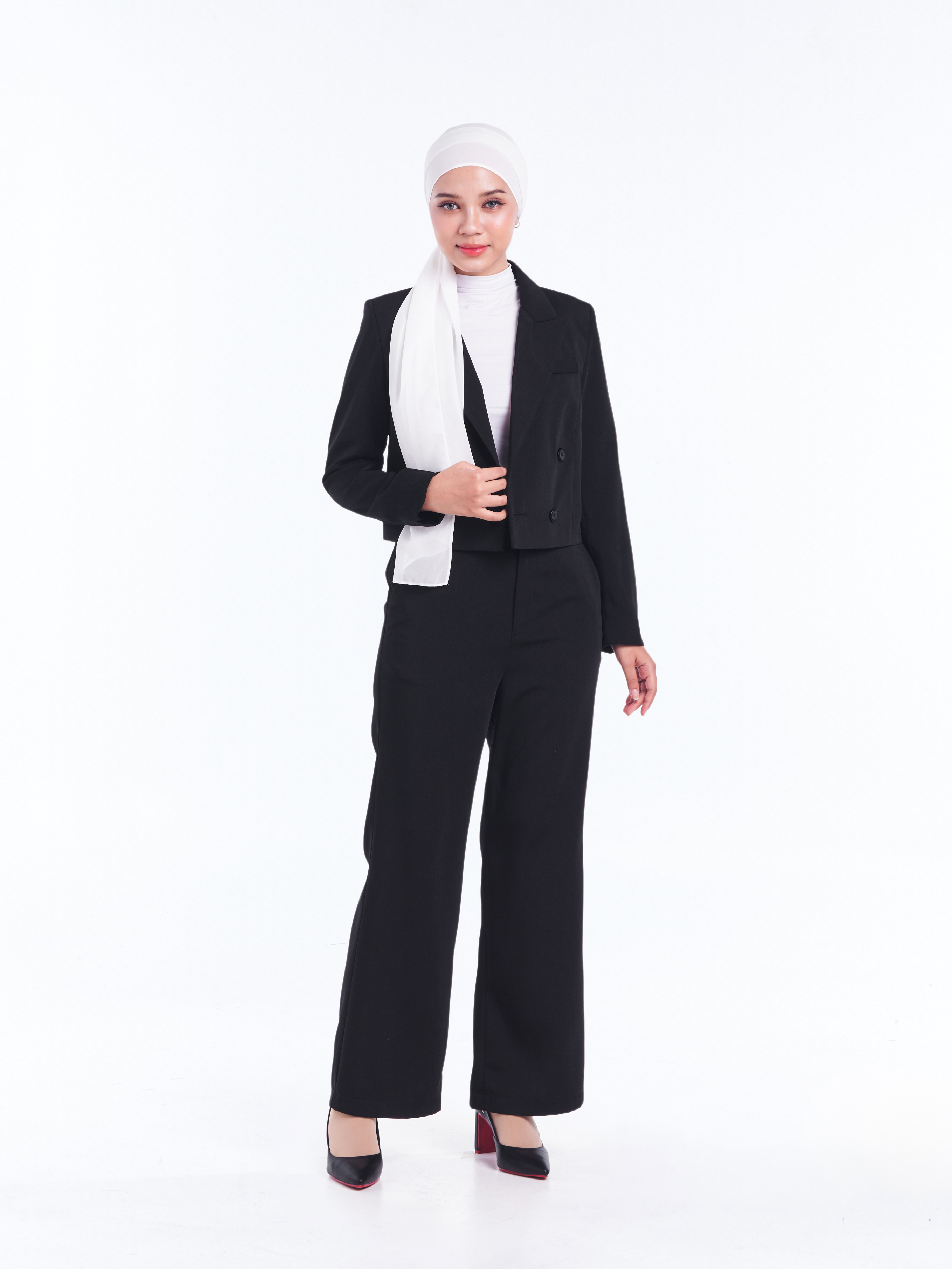 Maya High Waist Pants [Classic Black]