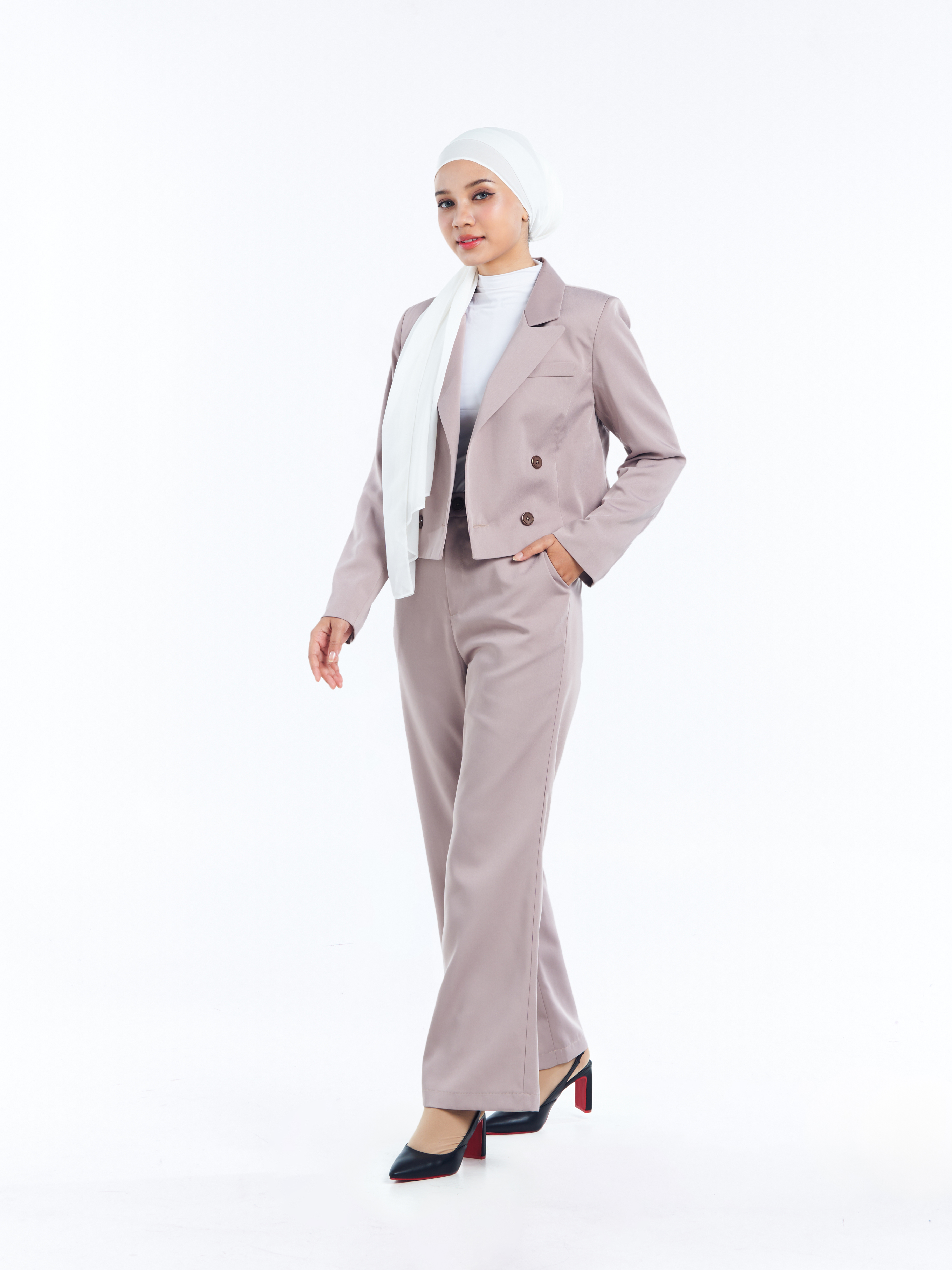 Maya Short Blazer [Tan Brown]