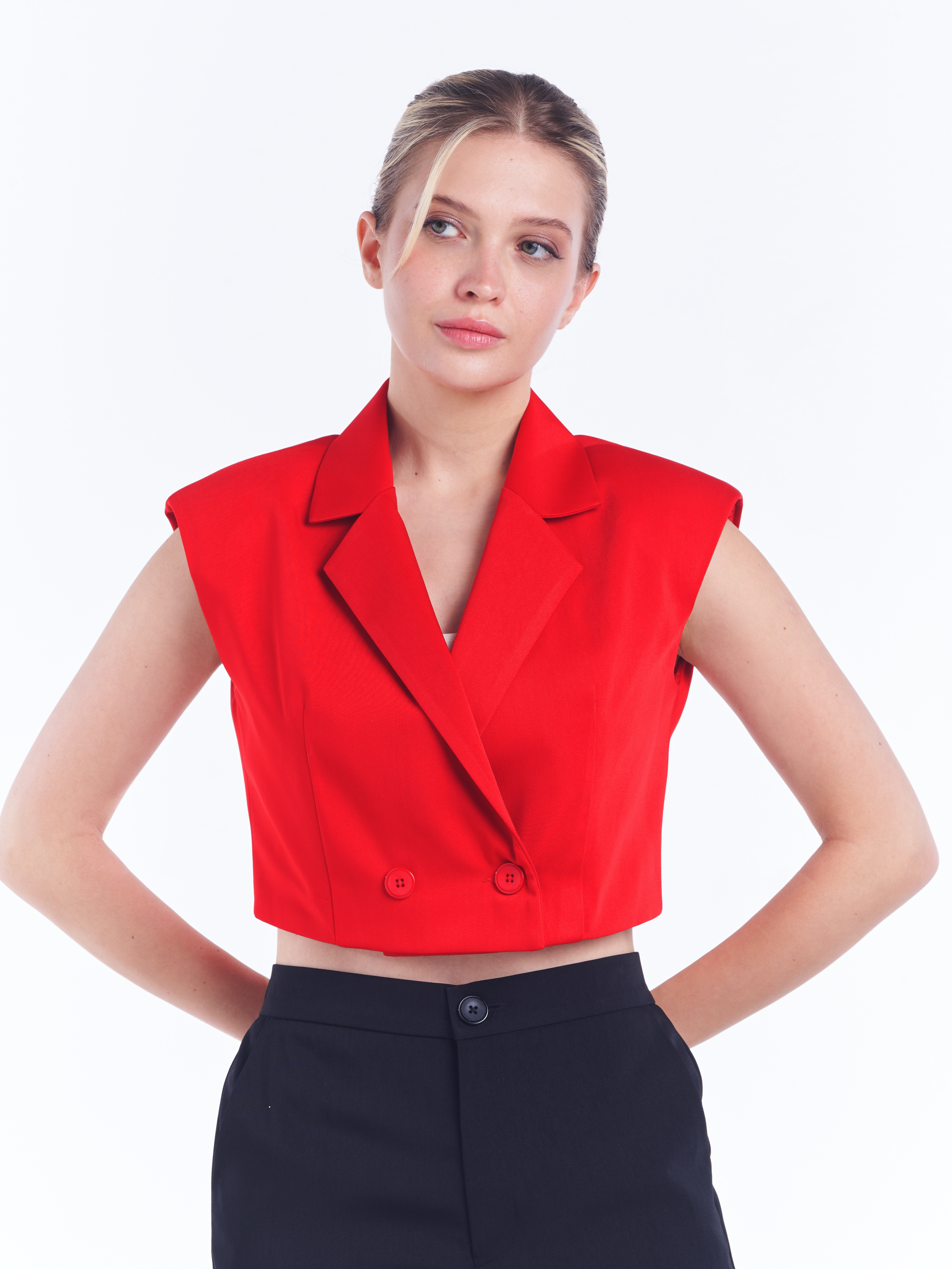 Iverlyn Blazer Top [Chili Red]
