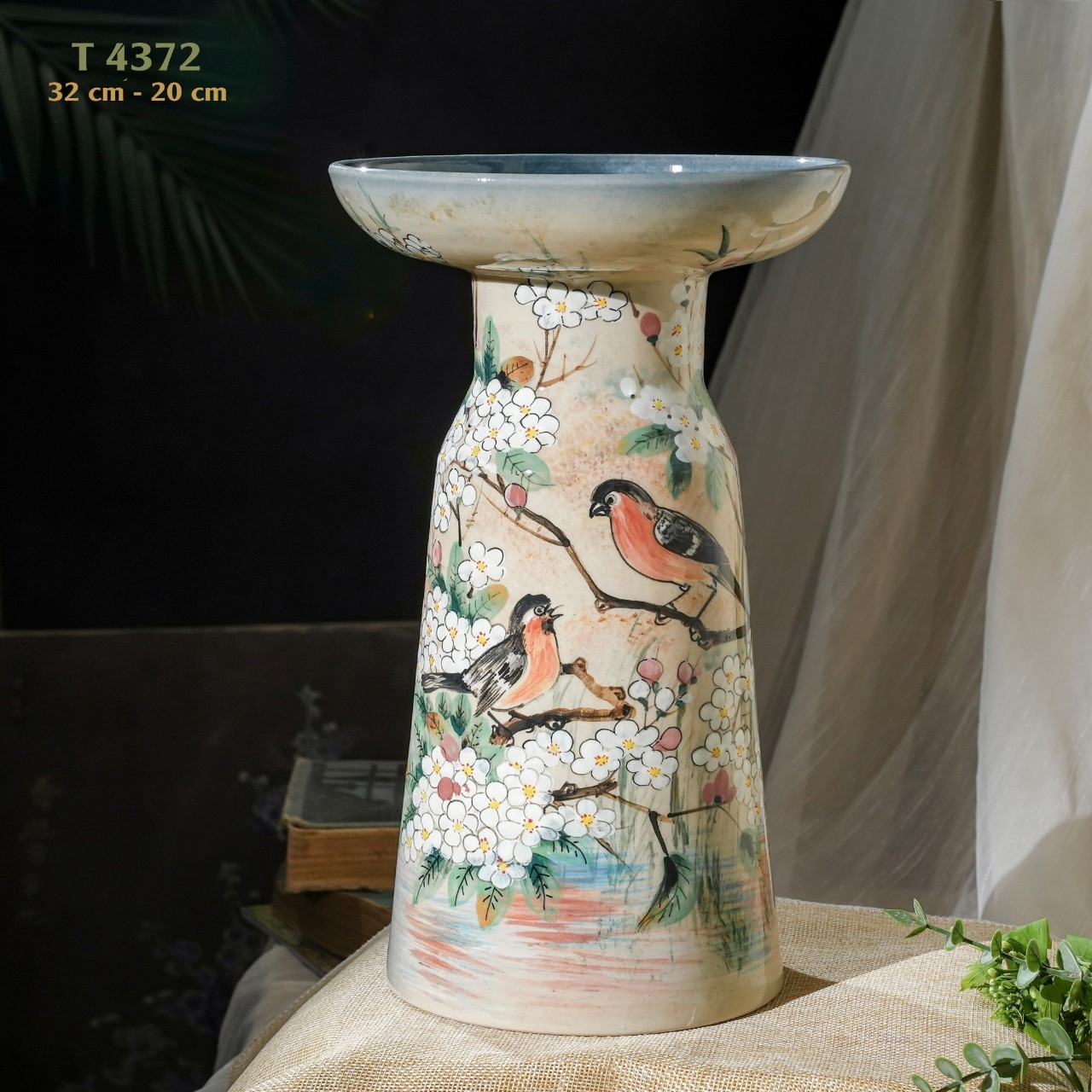 Bình hoa vuốt tay độc bản Từ Tâm T4372 - 32x20cm