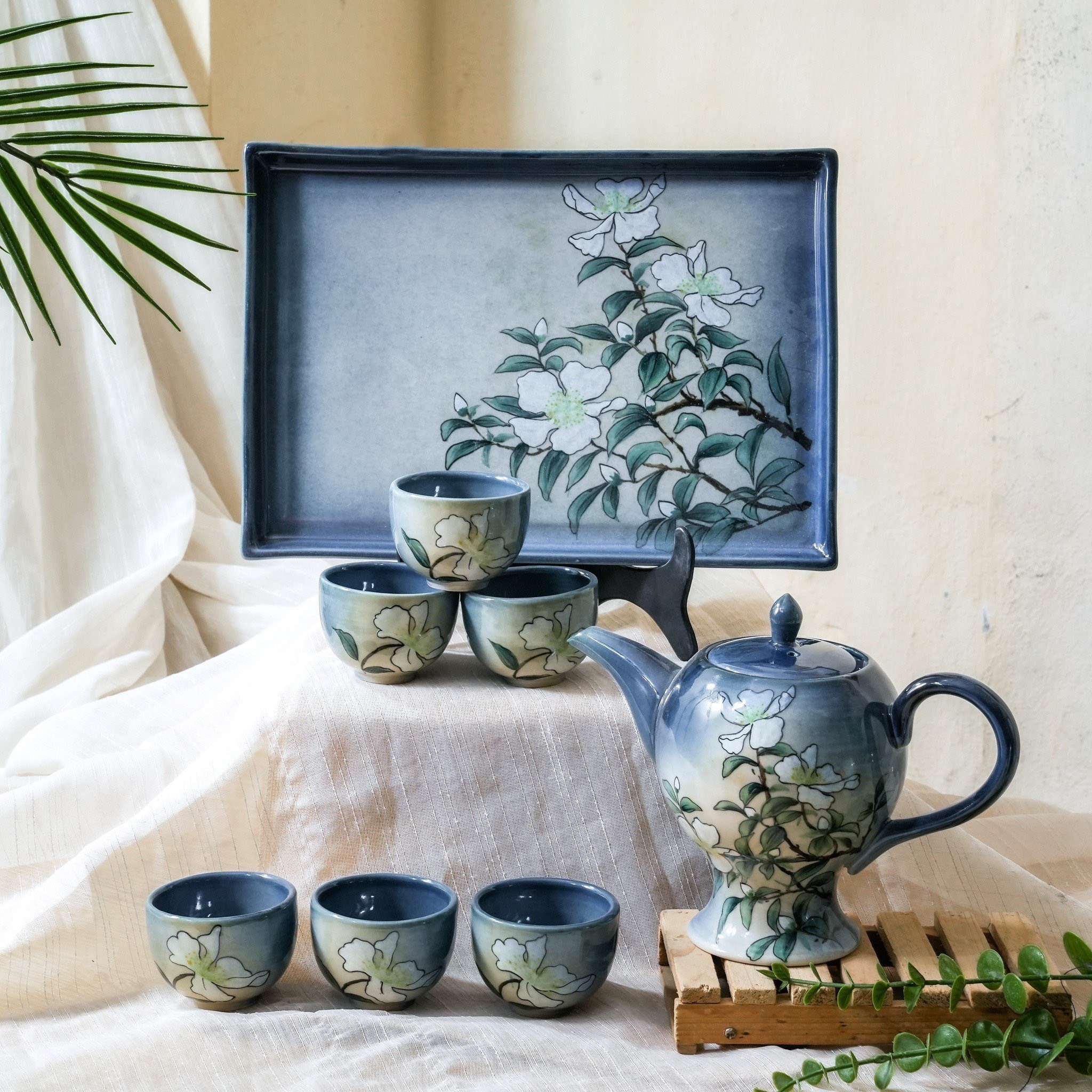 Bộ ấm trà độc bản Từ Tâm mai chỉ thiên