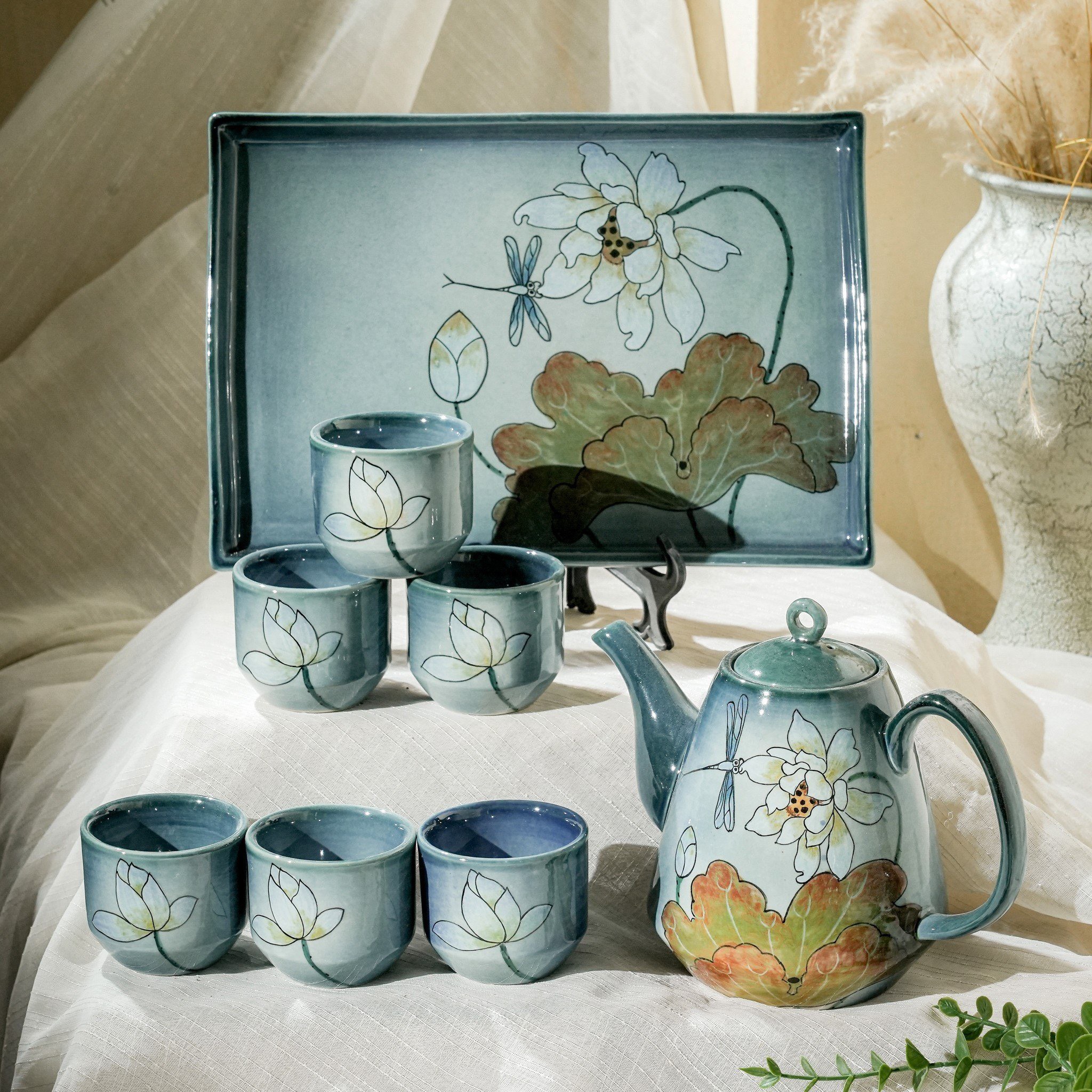 Bộ ấm trà độc bản Từ Tâm sen trắng