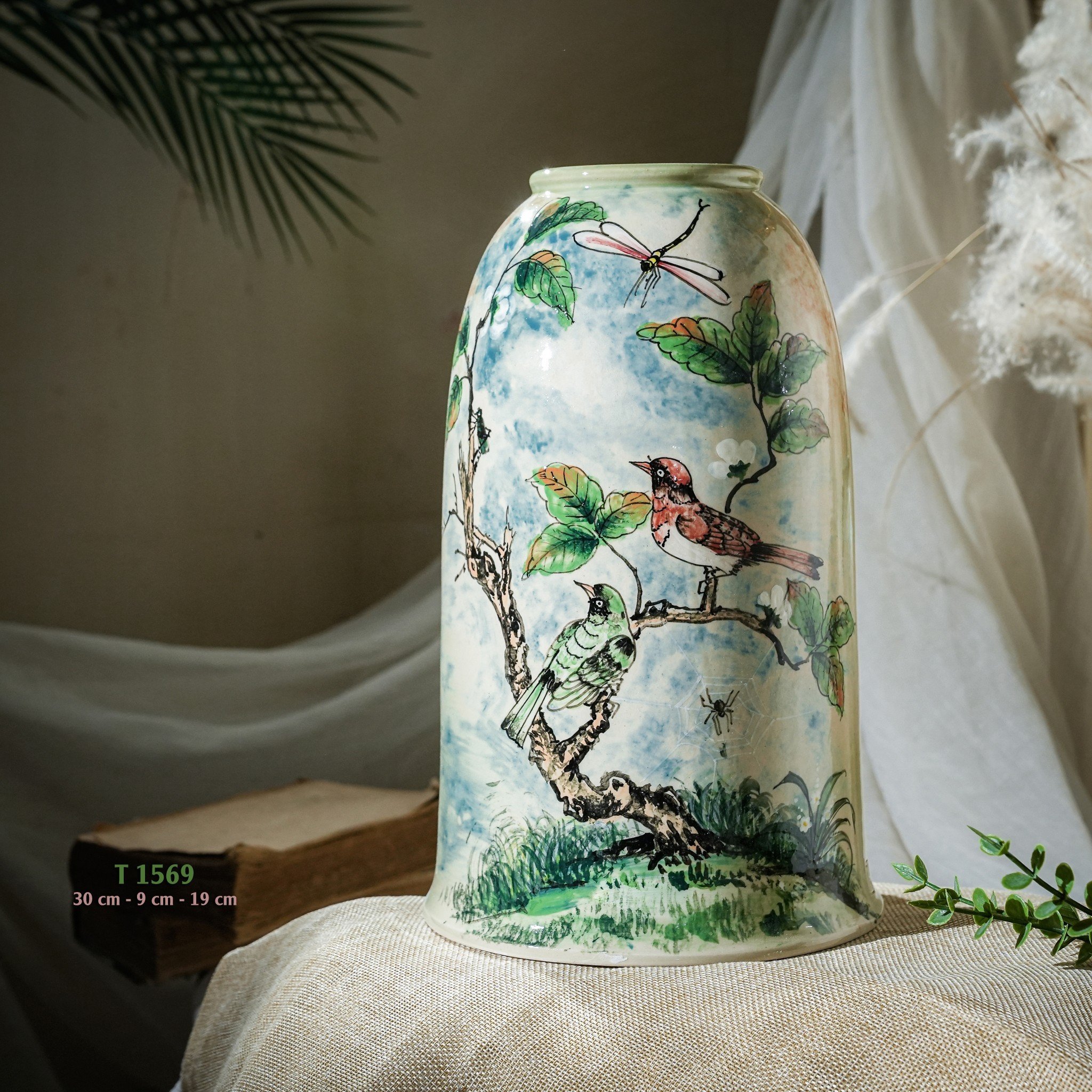 Bình hoa vuốt tay độc bản Từ Tâm T1569 - 30x9x19cm