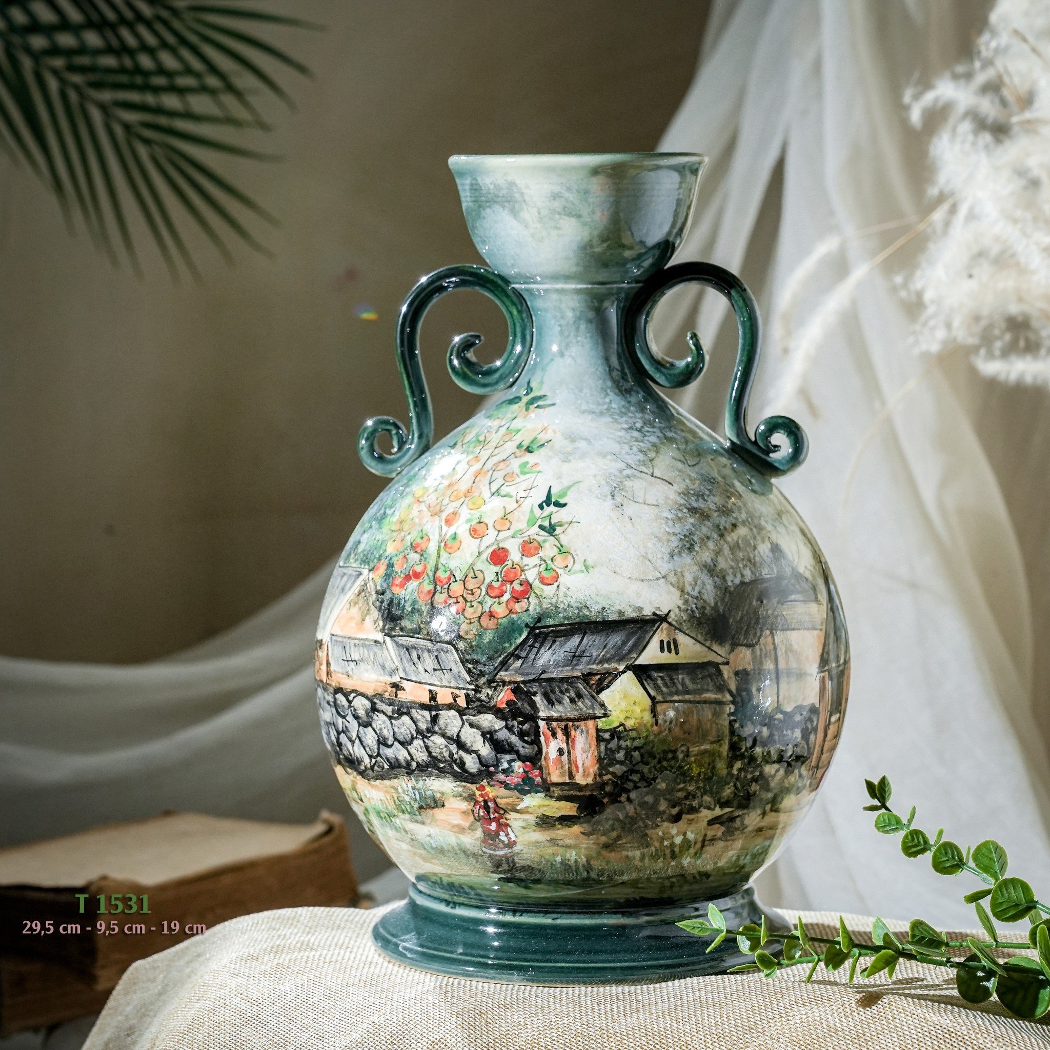 Bình hoa vuốt tay độc bản Từ Tâm T1531 - 29.5x9.5x19cm