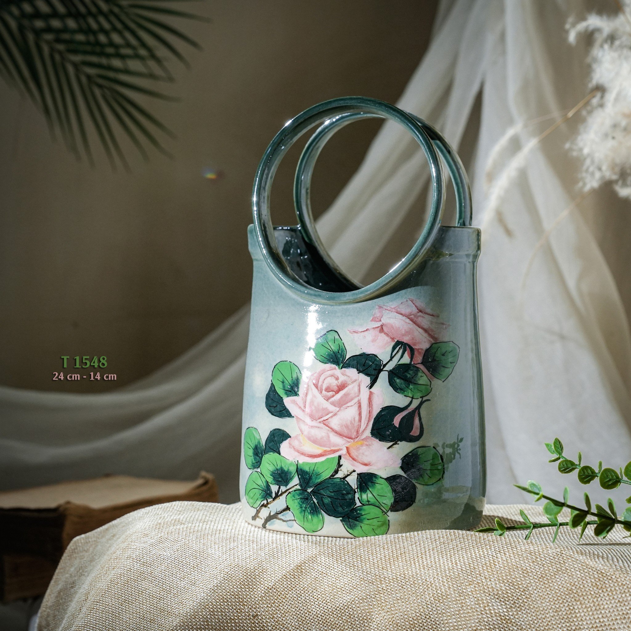 Bình hoa vuốt tay độc bản Từ Tâm T1548 - 24x14cm