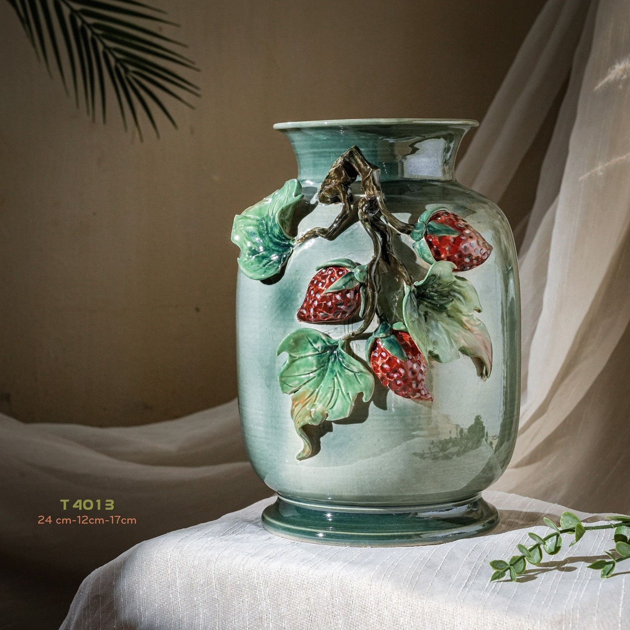 Bình hoa vuốt tay độc bản Từ Tâm T4013 - 24x12x17cm