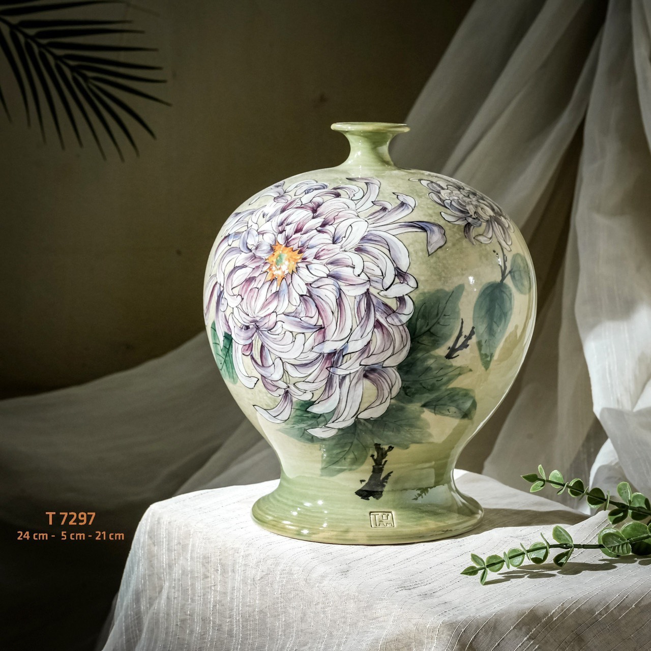 Bình hoa vuốt tay độc bản Từ Tâm T7297 - 24x5x21cm