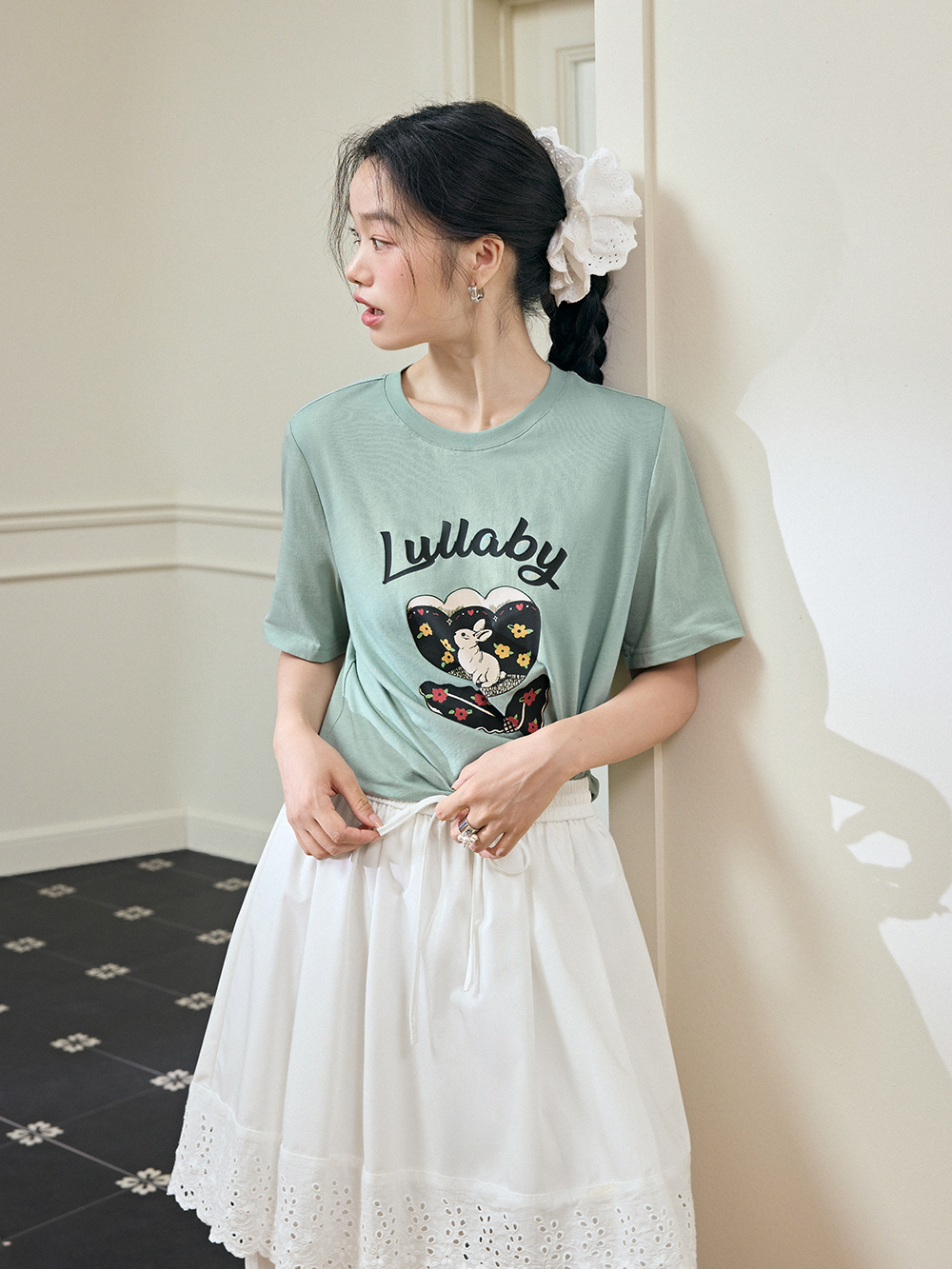 Tulip Rabbit T-shirt