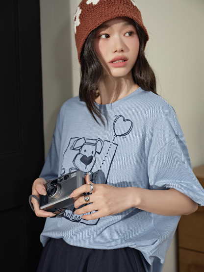 Lovely Ribbon Dog T-shirt