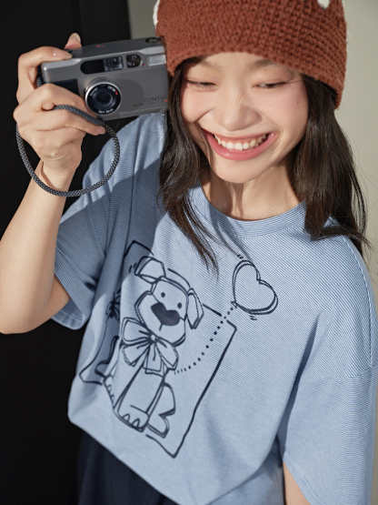 Lovely Ribbon Dog T-shirt