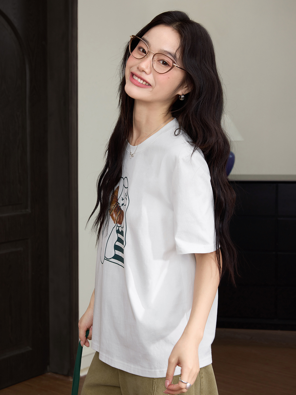 Croissant Graphic T-shirt