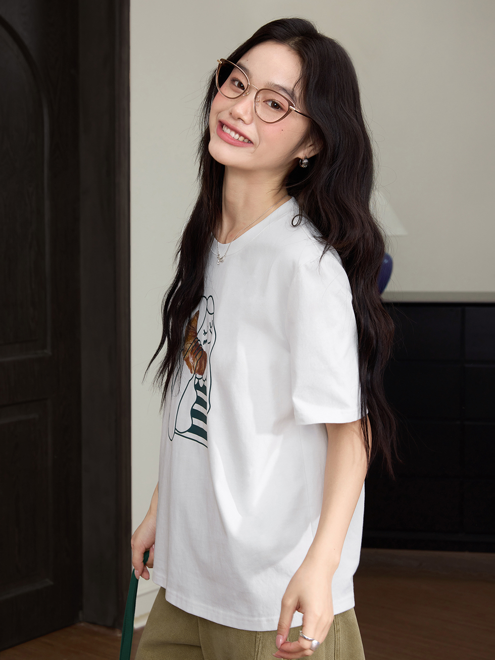 Croissant Graphic T-shirt