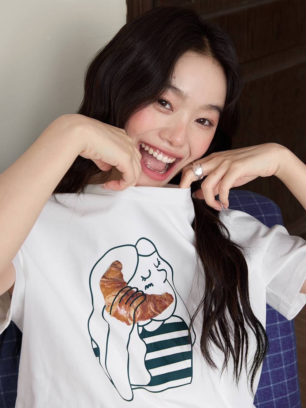 Croissant Graphic T-shirt