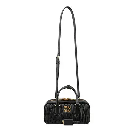 関税込み【MIIU MIU】マトラセバッグ ハンドバッグ ２Way使用