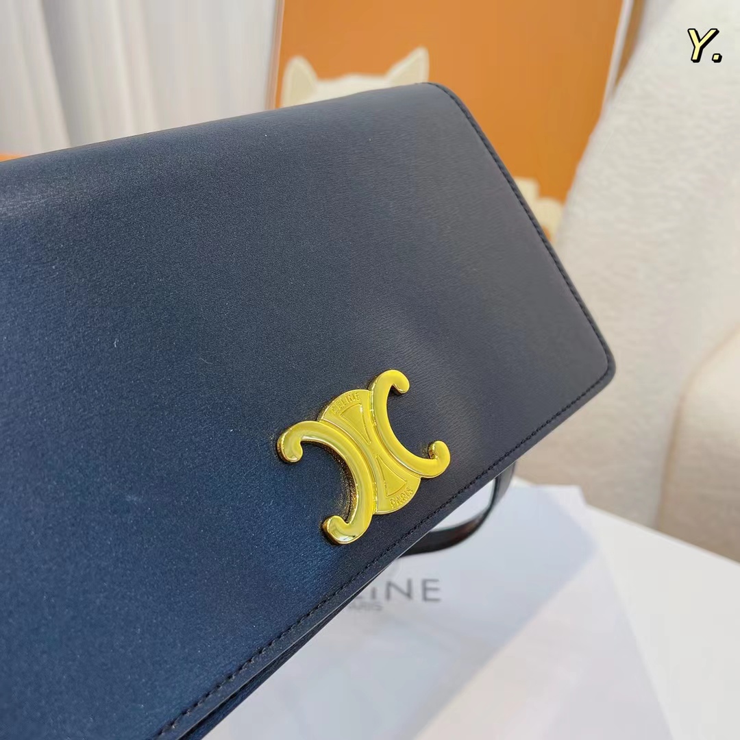 Celine-セリーヌ クラシック ブラック ショルダー バッグ