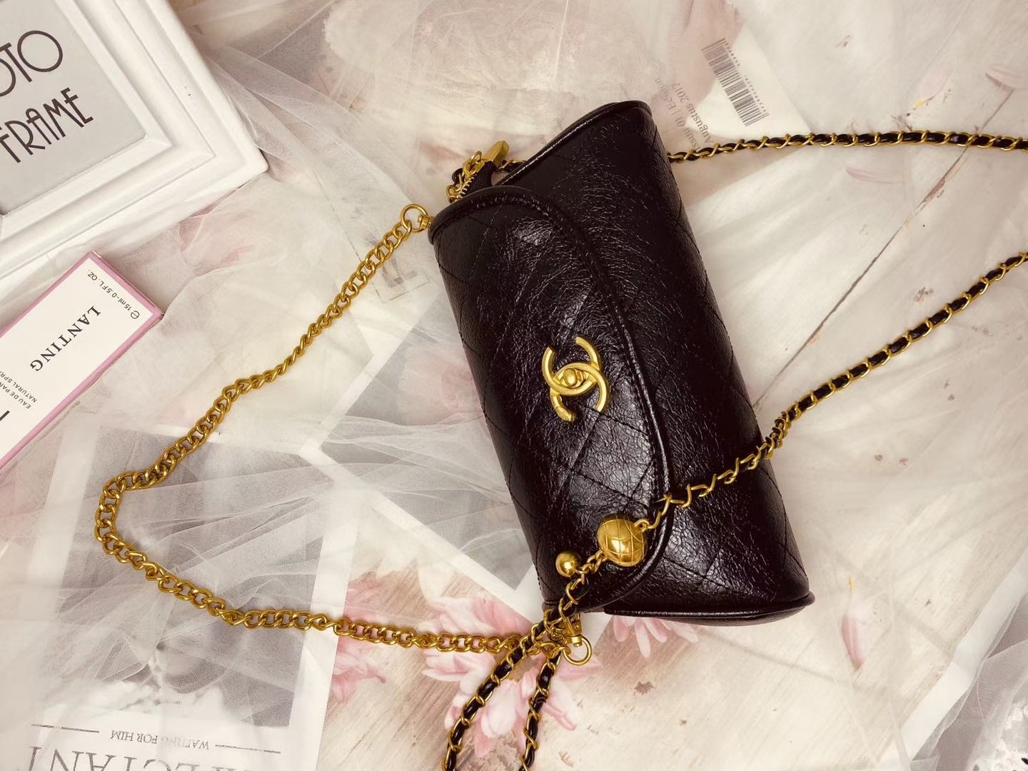 【超入手困難】CHANEL ミニ フラップ バッグ