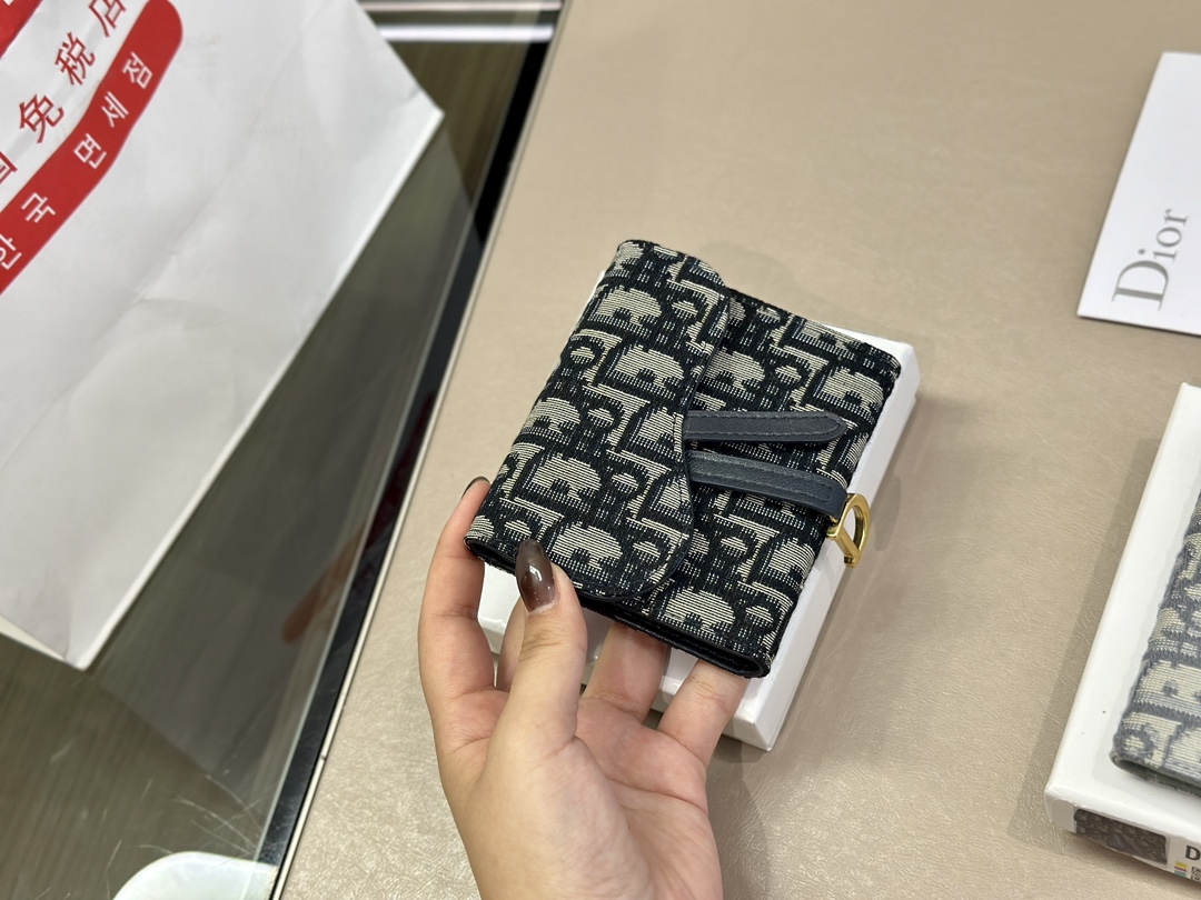 【DIOR】即発！DIOR  コンパクトウォレット ミニ財布【財布】
