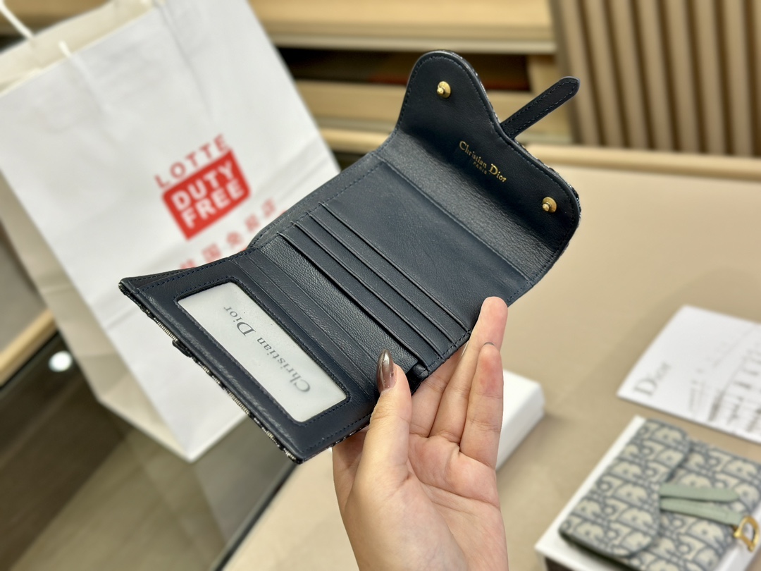 【DIOR】即発！DIOR  コンパクトウォレット ミニ財布【財布】