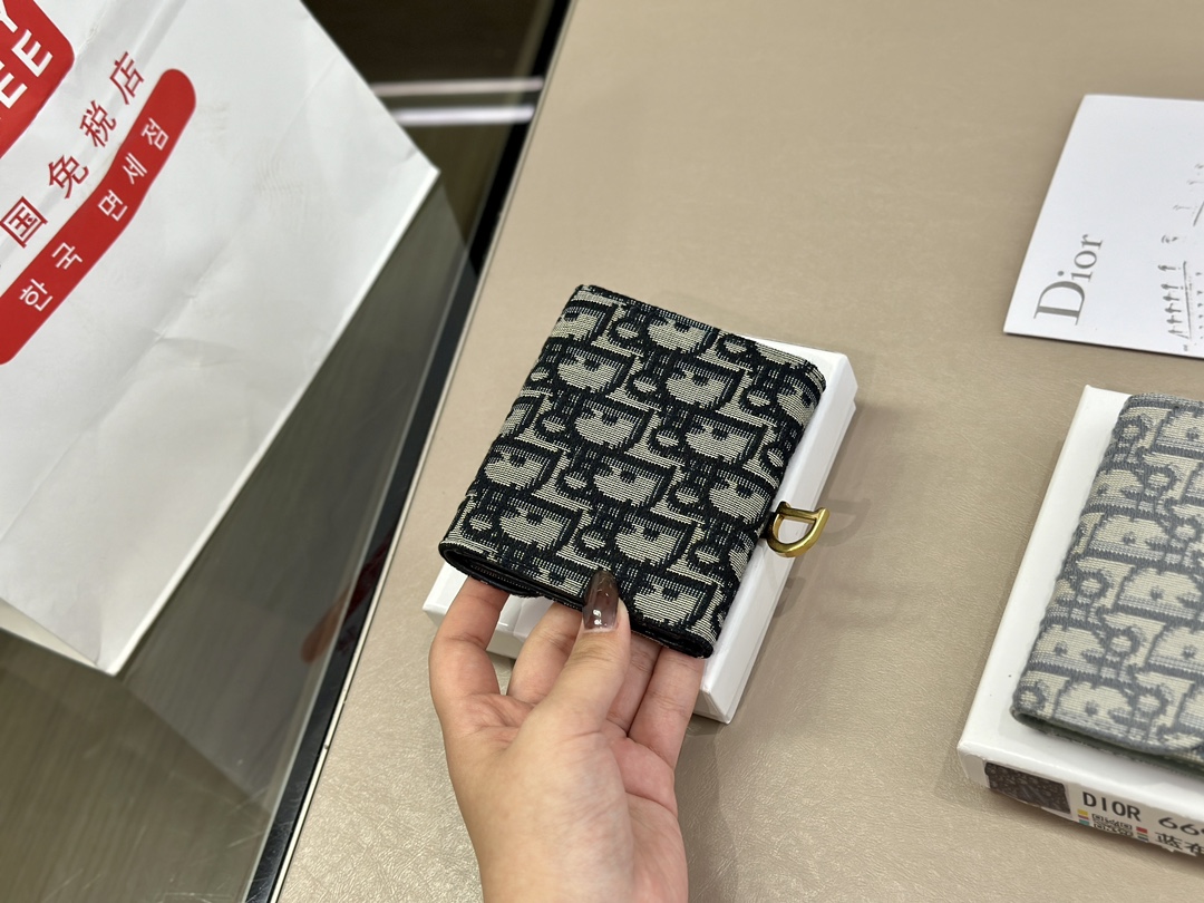 【DIOR】即発！DIOR  コンパクトウォレット ミニ財布【財布】