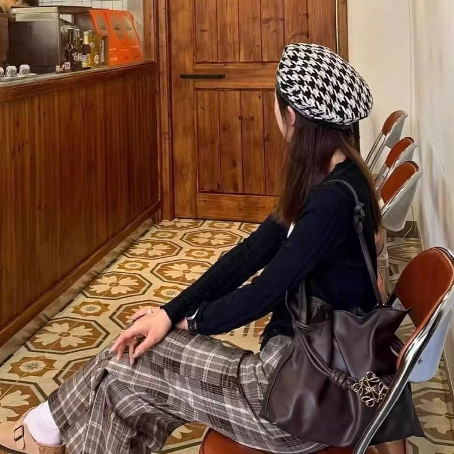 NEW LOEWE フラメンコパース バッグ Black