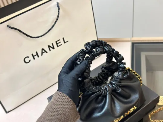 𝘝𝘪𝘯𝘵𝘢𝘨𝘦 Chanel ★(大人気で即完売)入手困難チェーン
