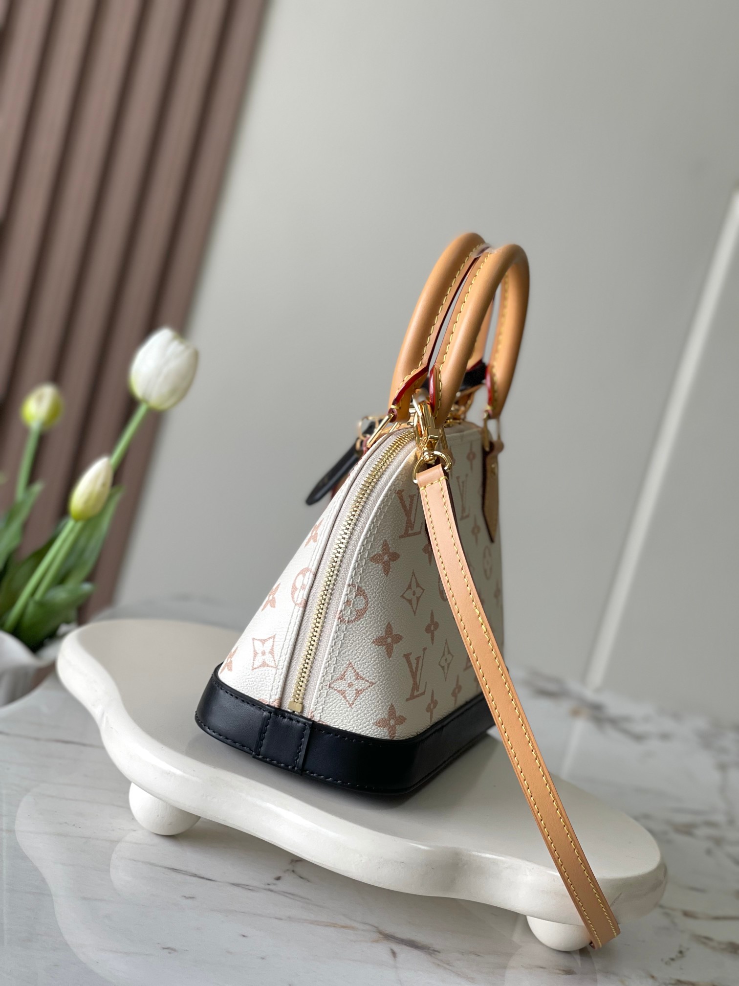 【Louis Vuitton】　ハンドバッグ　ベージュ