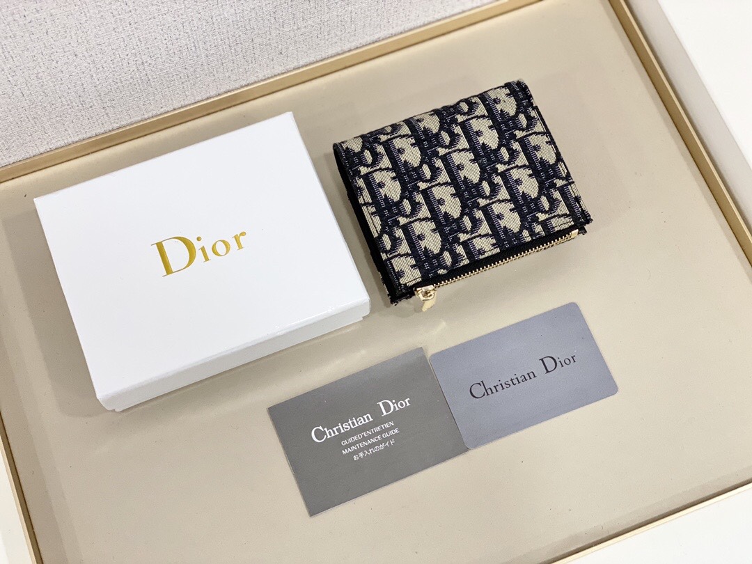 《定番人気♪ギフトにも☆》DIOR 折りたたみ財布-BUYMA