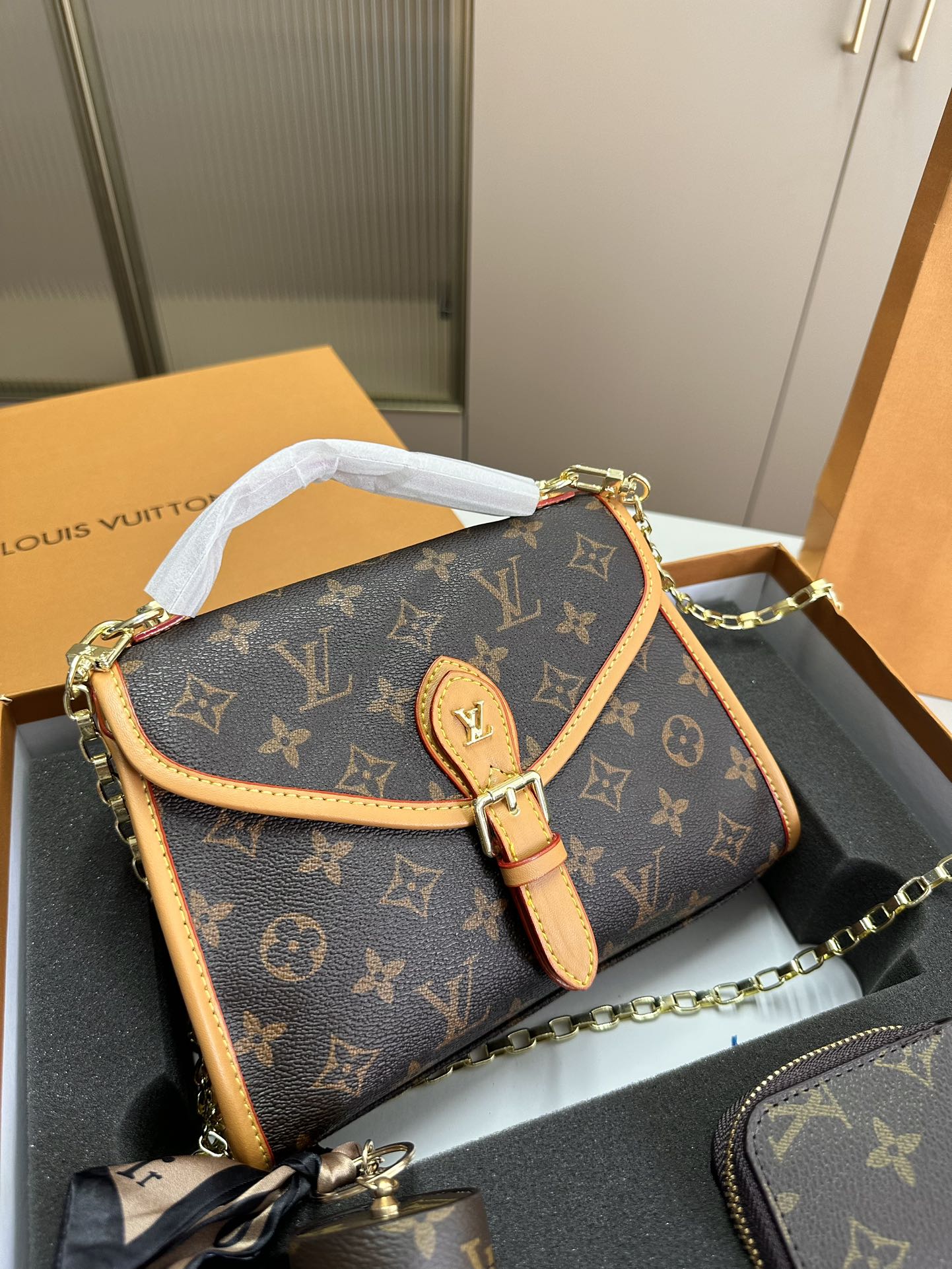 【LOUIS VUITTON】【大人気定番商品】LOUISVUITTON 古い花3点セット お得