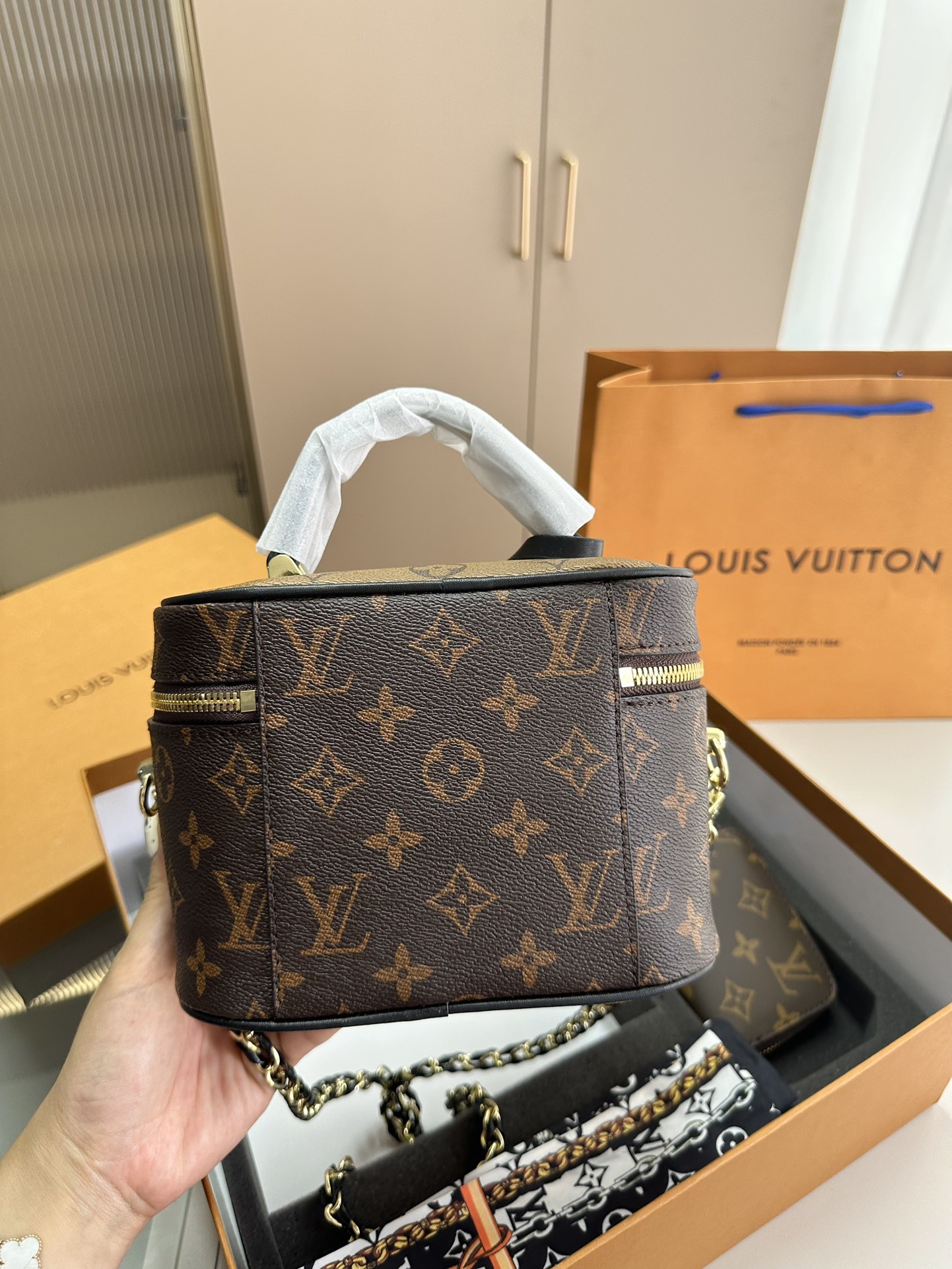 【LOUIS VUITTON】【大人気定番商品】LOUISVUITTON 古い花3点セット お得