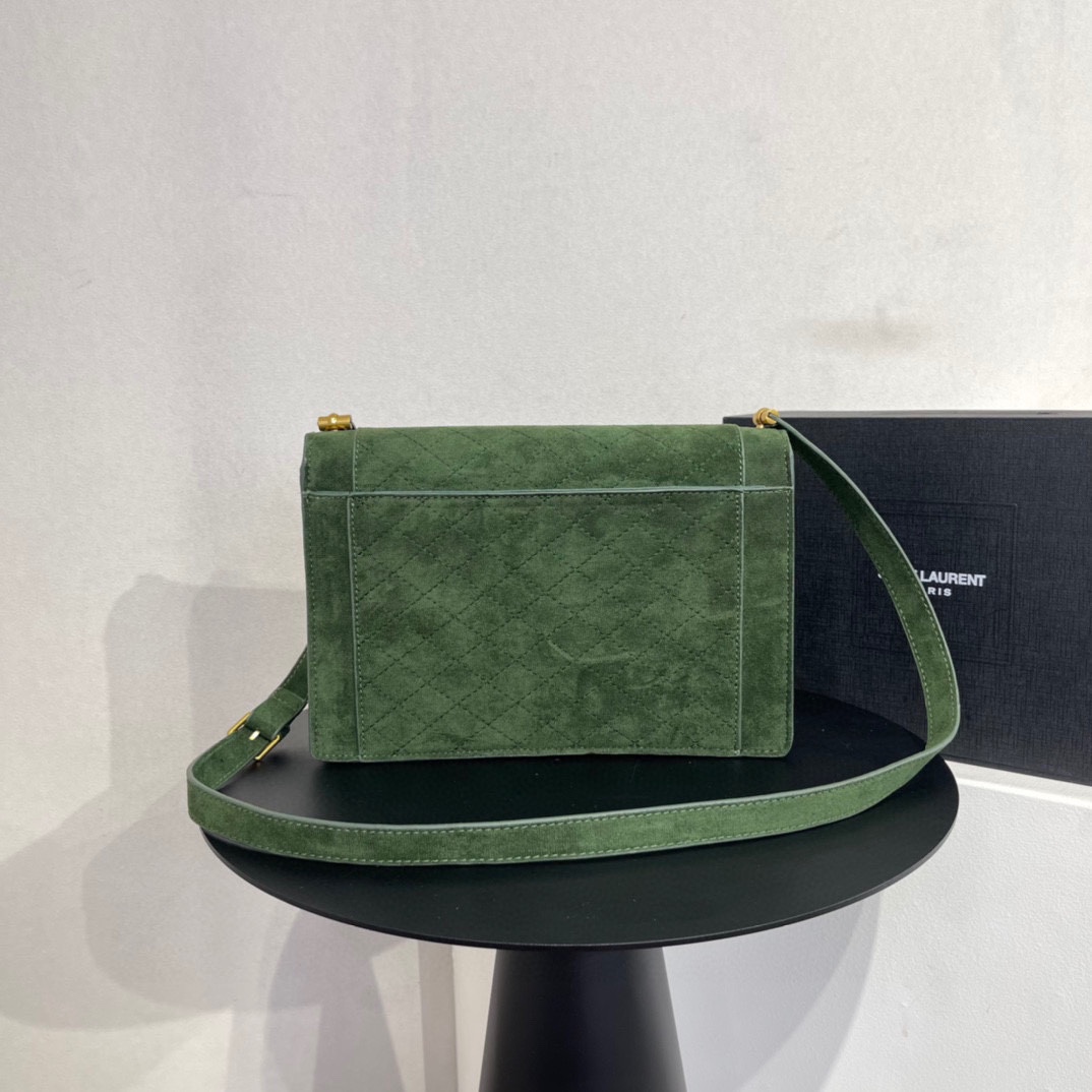 モノグラムサンローラン エンベロープ チェーン ウォレット SAINT LAURENT