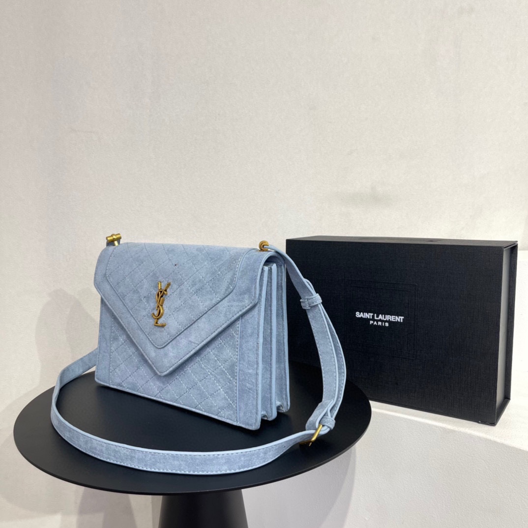 モノグラムサンローラン エンベロープ チェーン ウォレット SAINT LAURENT