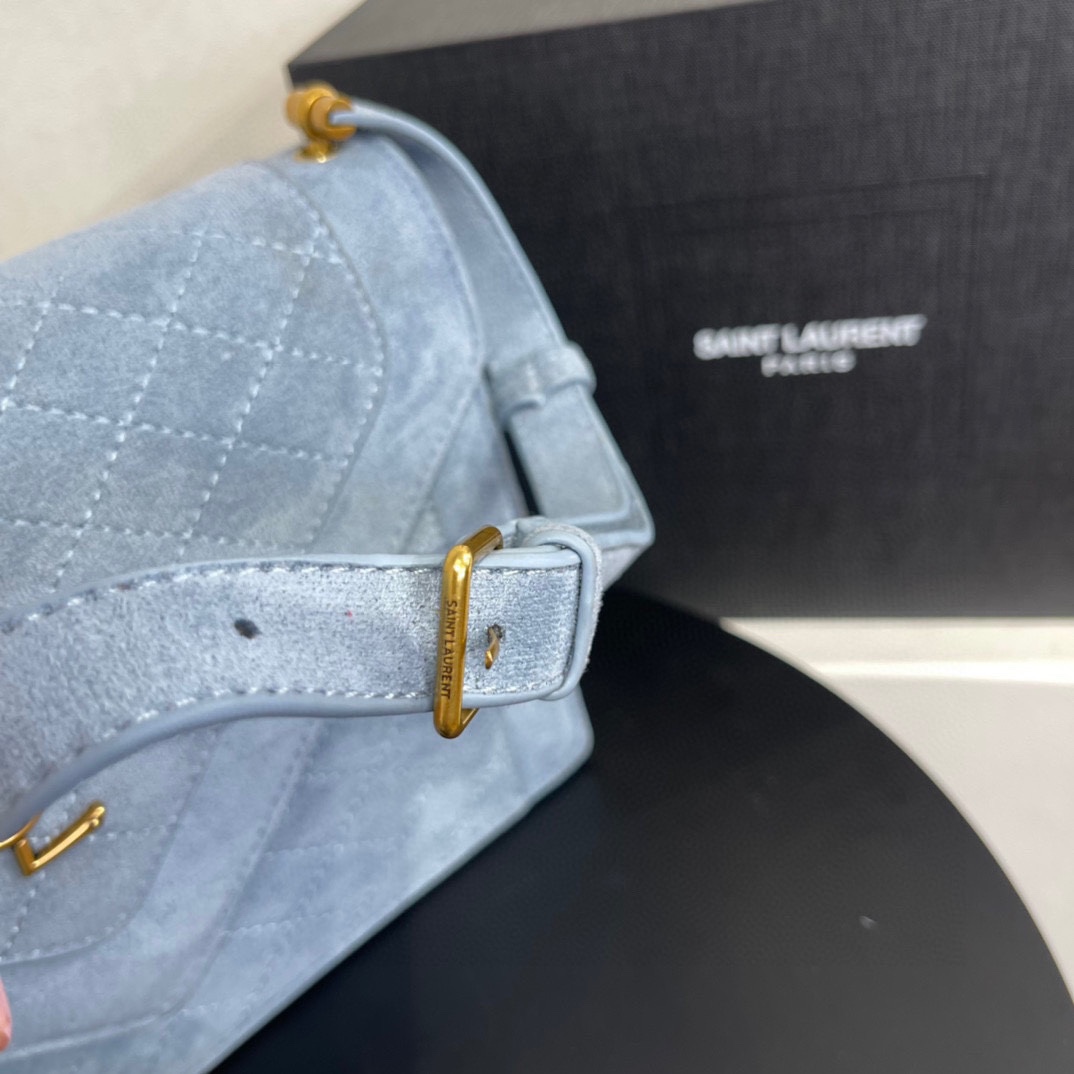 モノグラムサンローラン エンベロープ チェーン ウォレット SAINT LAURENT