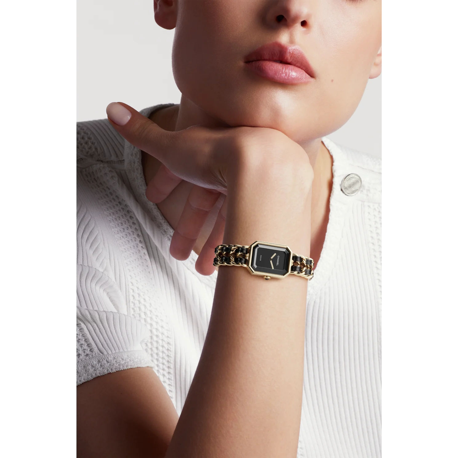 [CHANEL]プルミエール M レディース 腕時計 クオーツ GP レザー ゴールド ブラック ブラック文字盤 ジャンク品