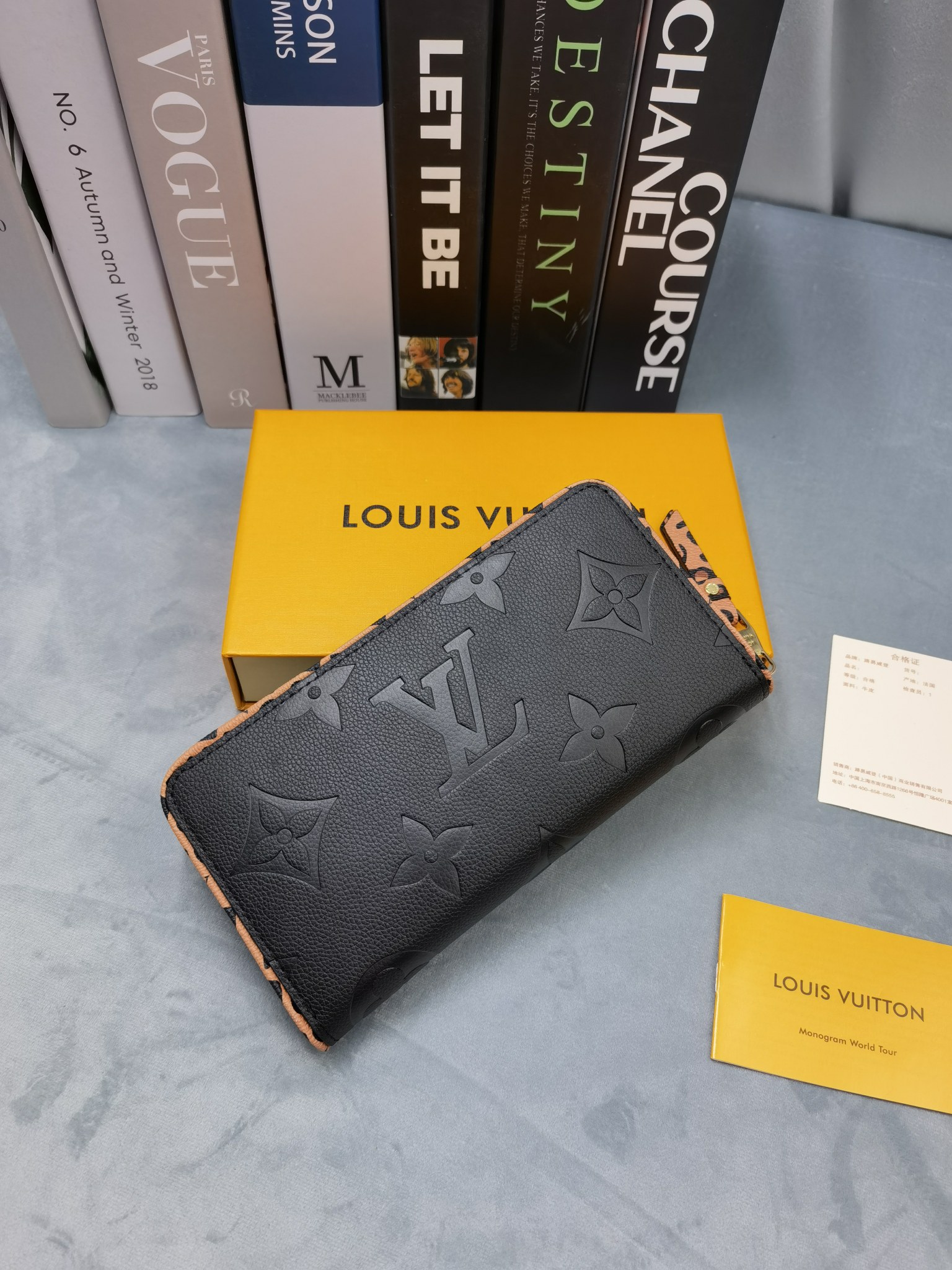 ＊人気＊【LOUIS VUITTON】トランク・ジッピーウォレット