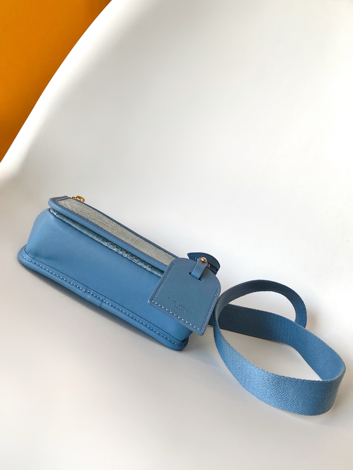 【コンパクトで使いやすい♪】LOUIS VUITTON★ショルダーバッグ