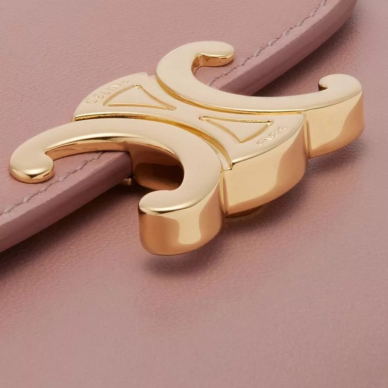 【CELINE】【送料無料】【代金引換】 コンパクト財布 TRIOMPHE