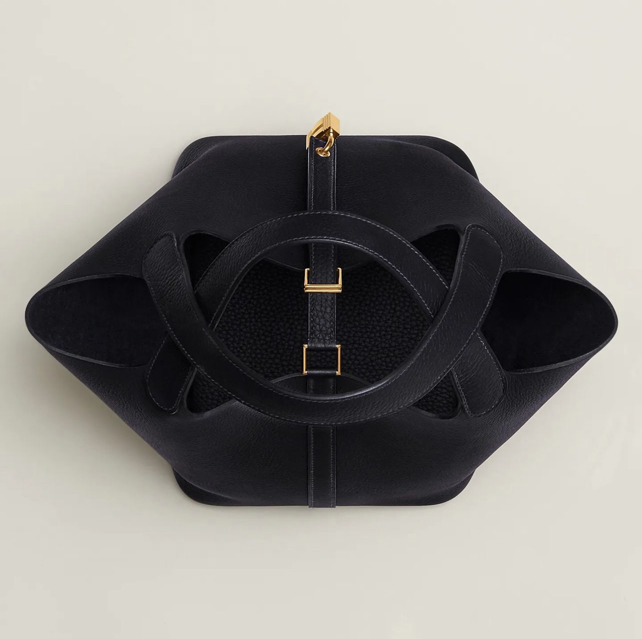 [HERMES]牛革ピコキューブバッグ 2サイズ(ポーチ付き)ひなたまりん様ちぴたん様ご愛用★おまけ付き 本革