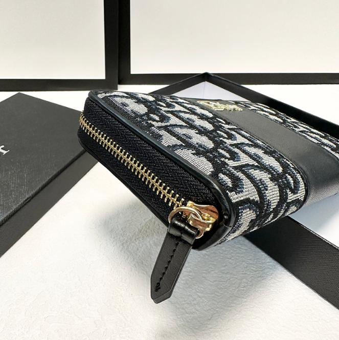 DIOR 2023 バカ売れシングル引手バッグ