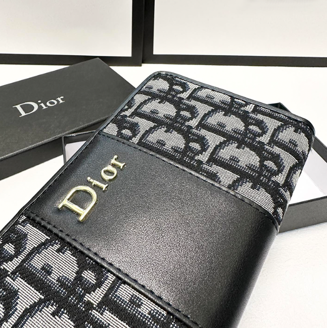 DIOR 2023 バカ売れシングル引手バッグ