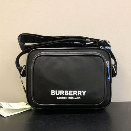 Burberryロゴボディバッグ☆正規品関税込☆