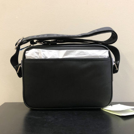 Burberryロゴボディバッグ☆正規品関税込☆