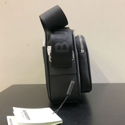 Burberryロゴボディバッグ☆正規品関税込☆