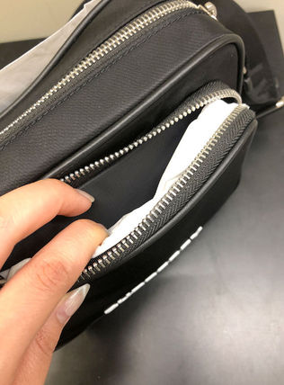 Burberryロゴボディバッグ☆正規品関税込☆