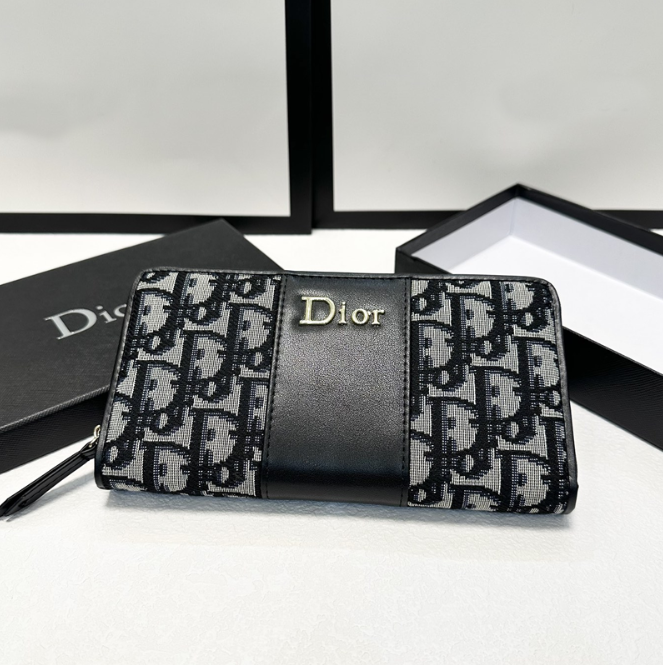 DIOR 2023 バカ売れシングル引手バッグ