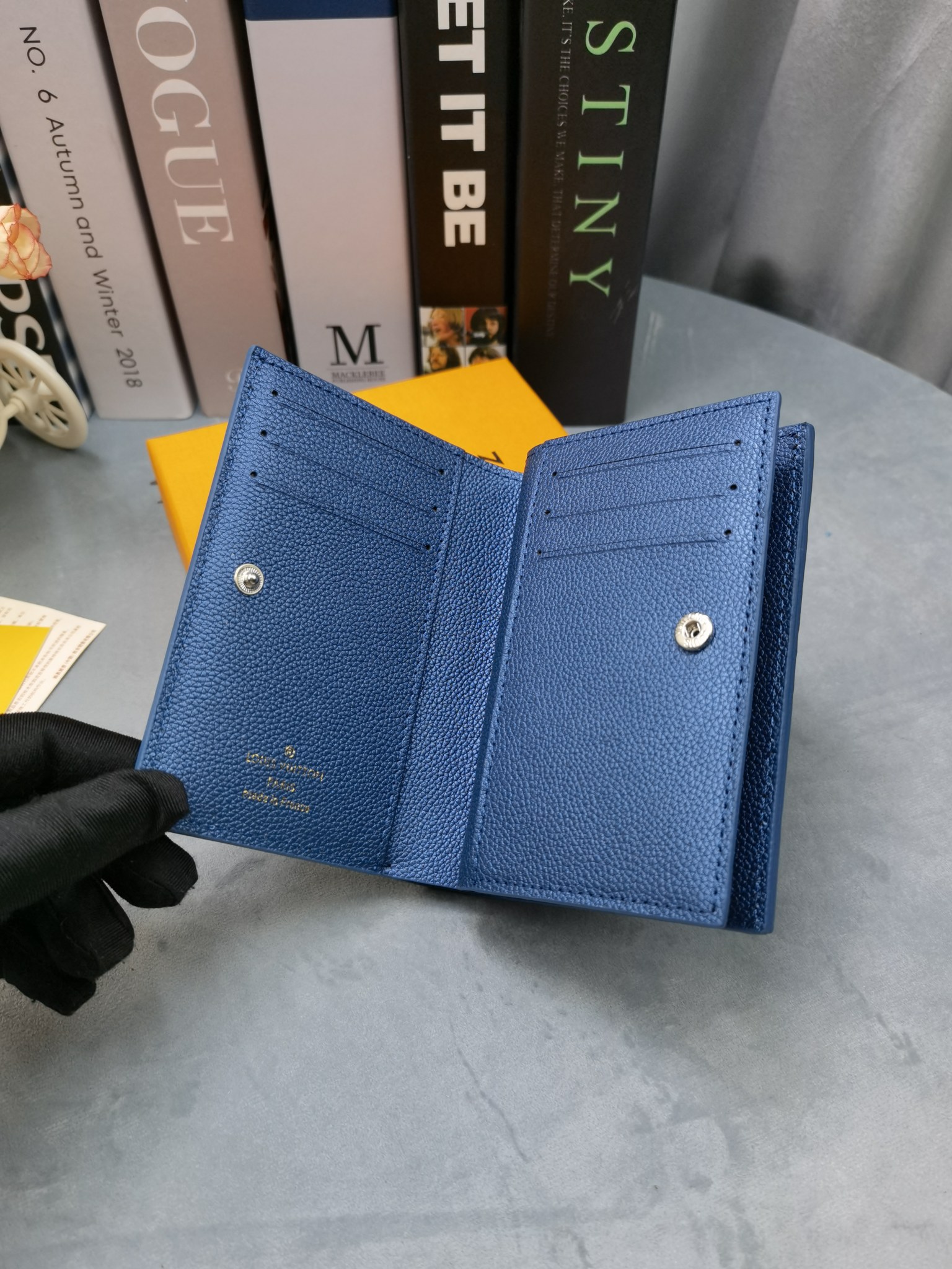 上品で大人可愛いミニ財布♪LV☆ポルトフォイユ クレア☆